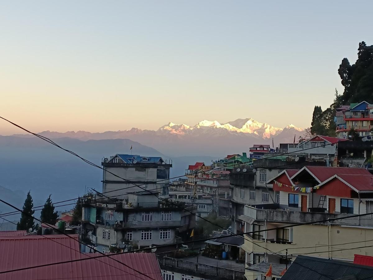 The Guiding Monk Home Stays Darjeeling  Bagian luar foto